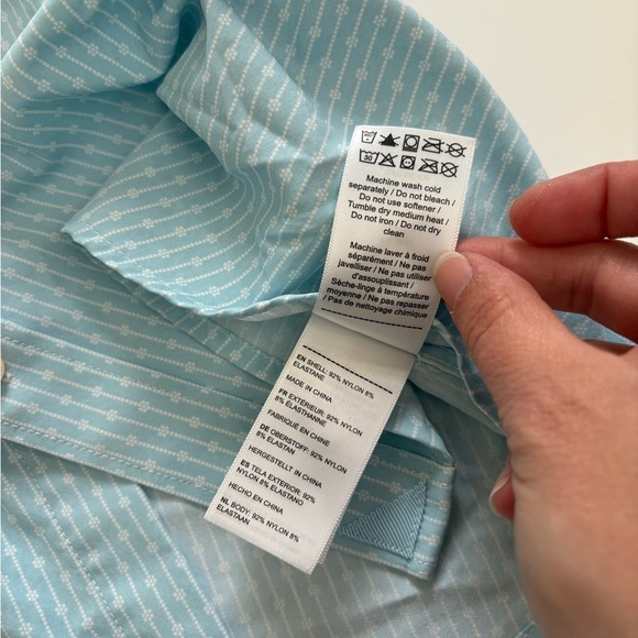 Untuckit Holloway Performance Polo ButtonUp Short Sleeve Blue Geometric XXL Slim - Picture 5 of 8